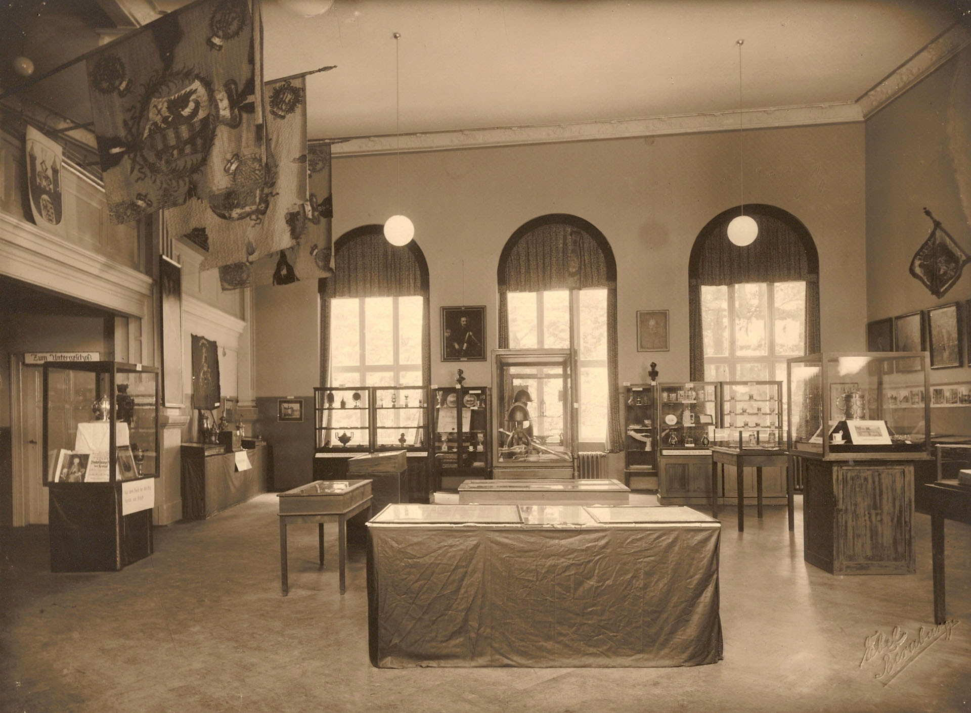 Historische Fotografie des Museums im Stadthaus